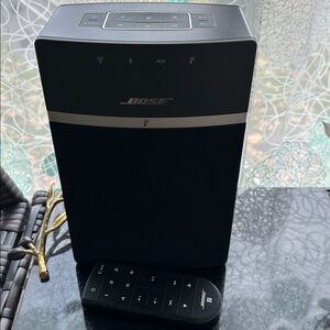 Bose Black Speaker
